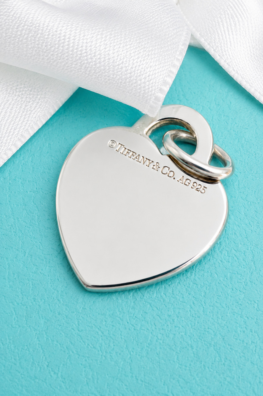 Tiffany & Co Splash Return to Tiffany Black Enamel Heart Tag Charm sterling 925 - Picture 3 of 6